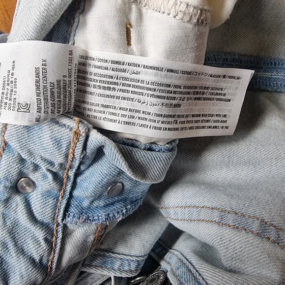 Abercrombie & Fitch  Distressed Boyfriend Ankle Length Light Wash Denim Overalls - Picture 10 of 11